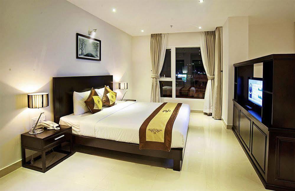 D&C Hotel Da Nang Exterior photo