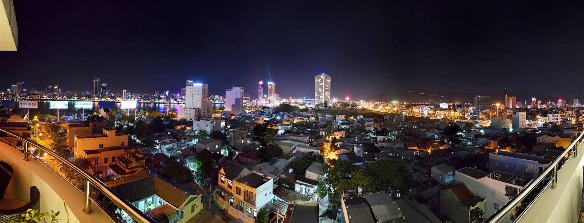 D&C Hotel Da Nang Exterior photo