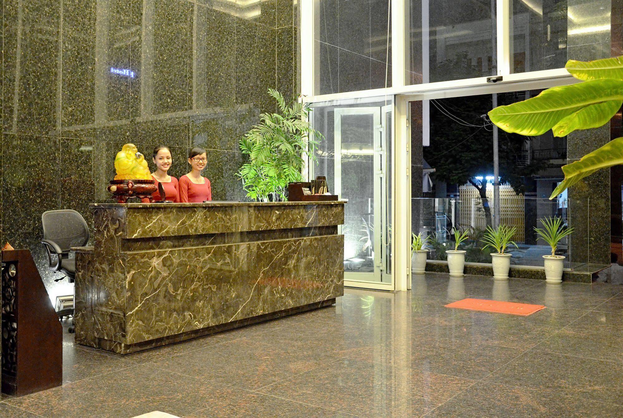 D&C Hotel Da Nang Exterior photo