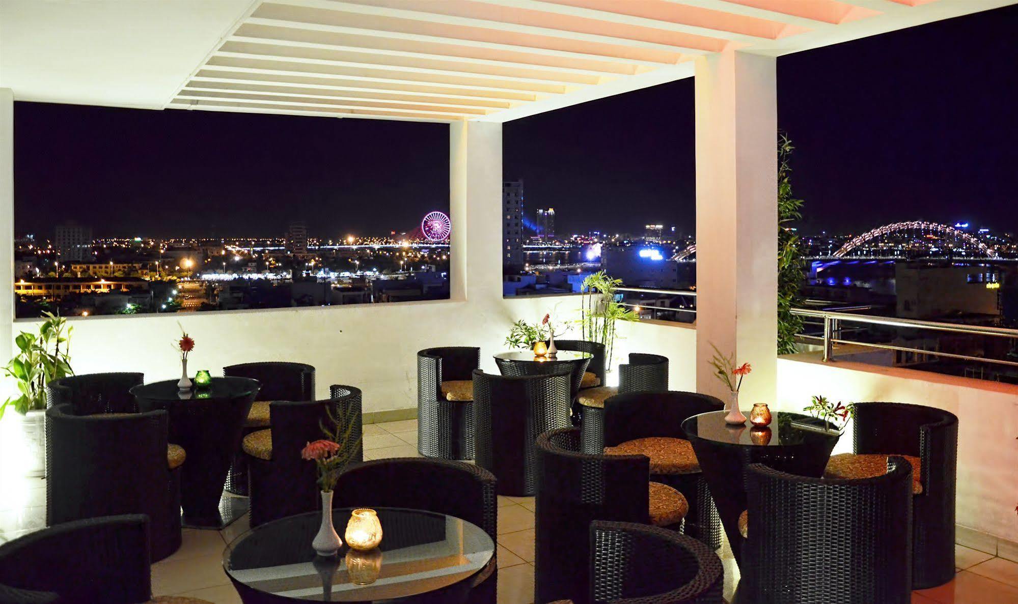 D&C Hotel Da Nang Exterior photo